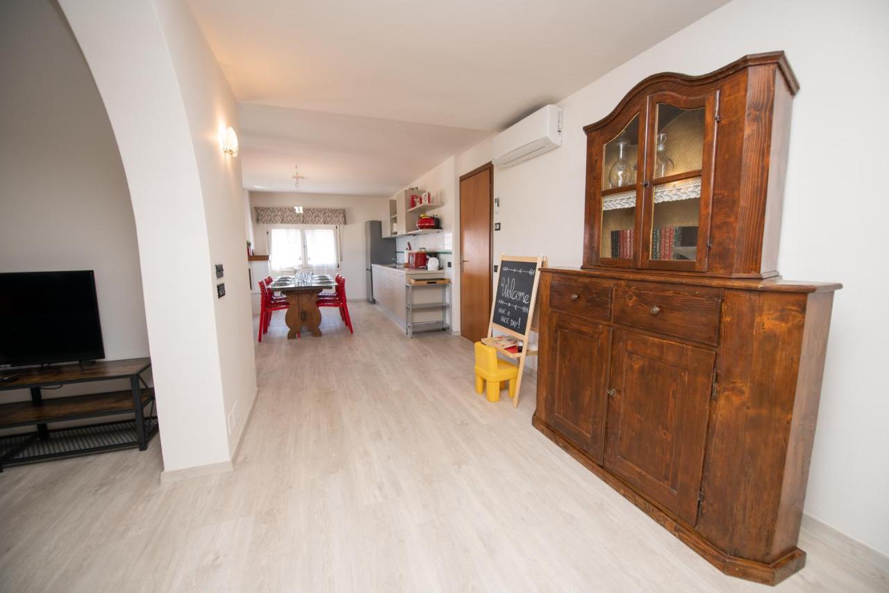 Il Cortiletto - Appartamento Lores Manerba del Garda Exterior foto